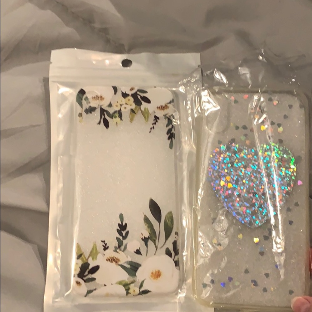 Glittery Scattered Hearts and Floral Print IPhone XS / X Phone Case Bundle.